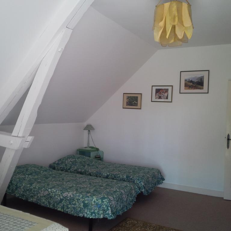 Aparthotel Manoir De La Rousselliere Loches Zimmer foto