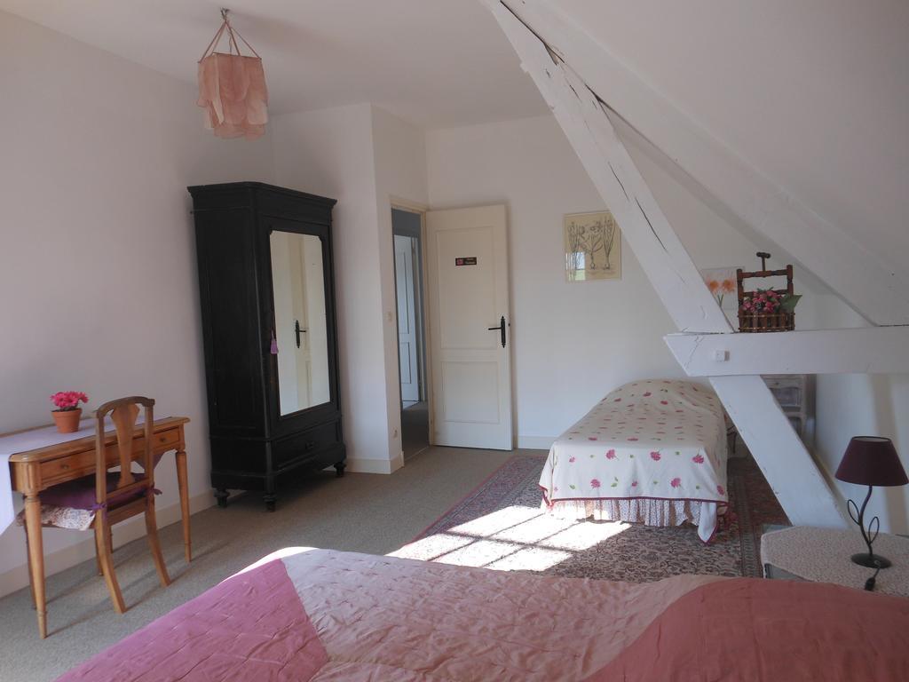 Aparthotel Manoir De La Rousselliere Loches Exterior foto