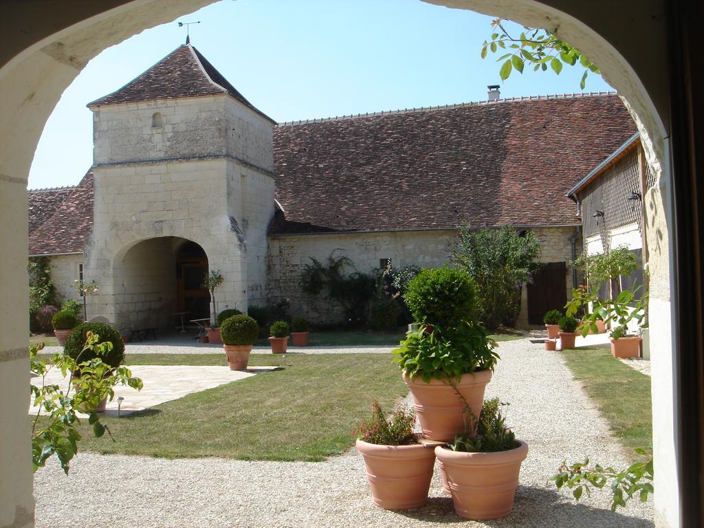 Aparthotel Manoir De La Rousselliere Loches Exterior foto