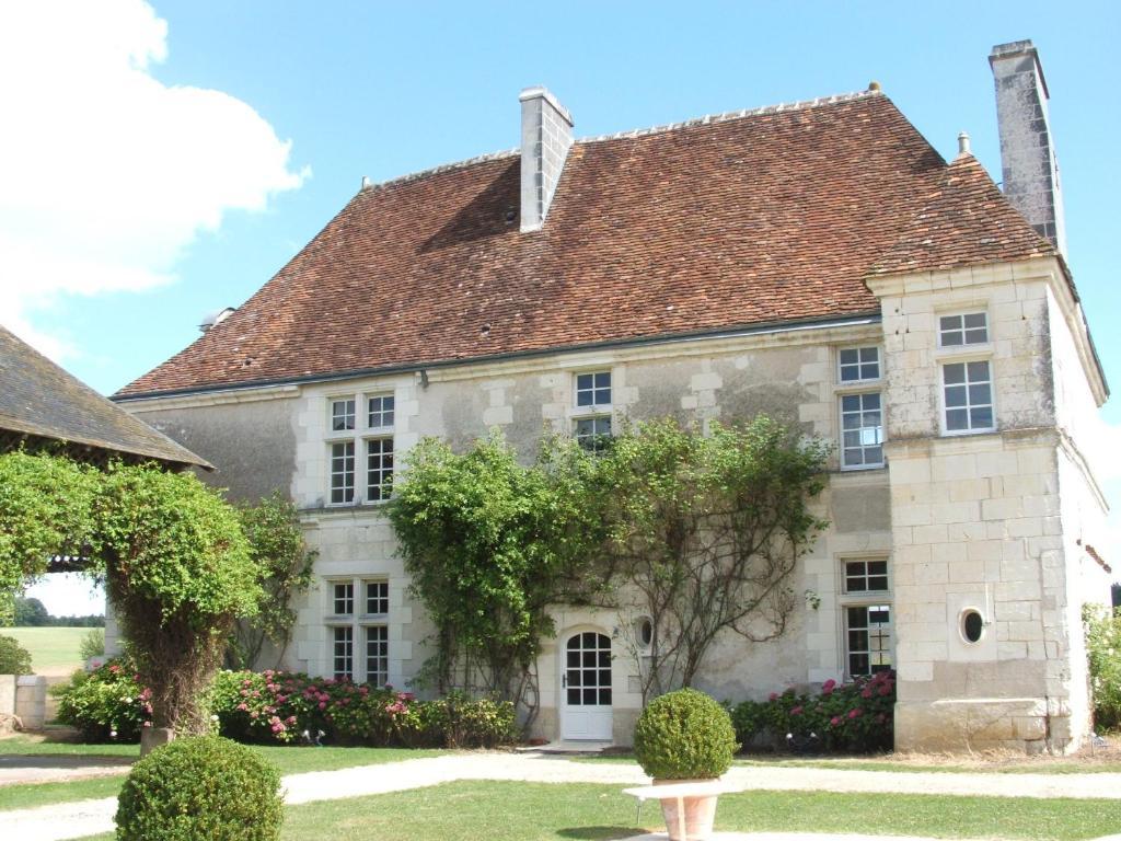 Aparthotel Manoir De La Rousselliere Loches Exterior foto